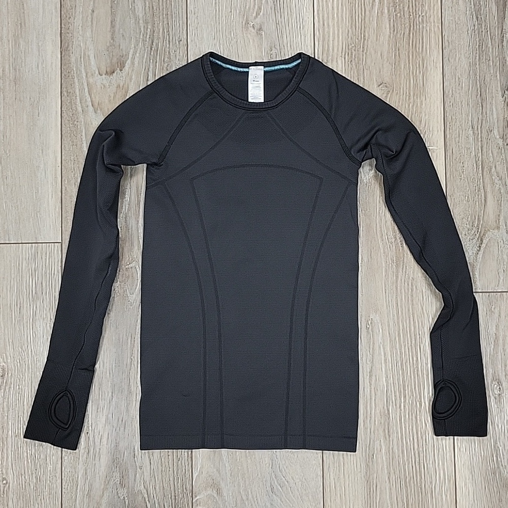 Ivivva by Lululemon Size 8 Black Long Sleeve Swiftly
